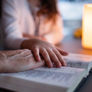 Conserva a luz para quando vier a noite