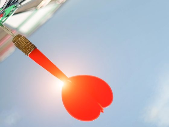 Flechas apontadas ao coração de Deus: As mais simples e curtas orações