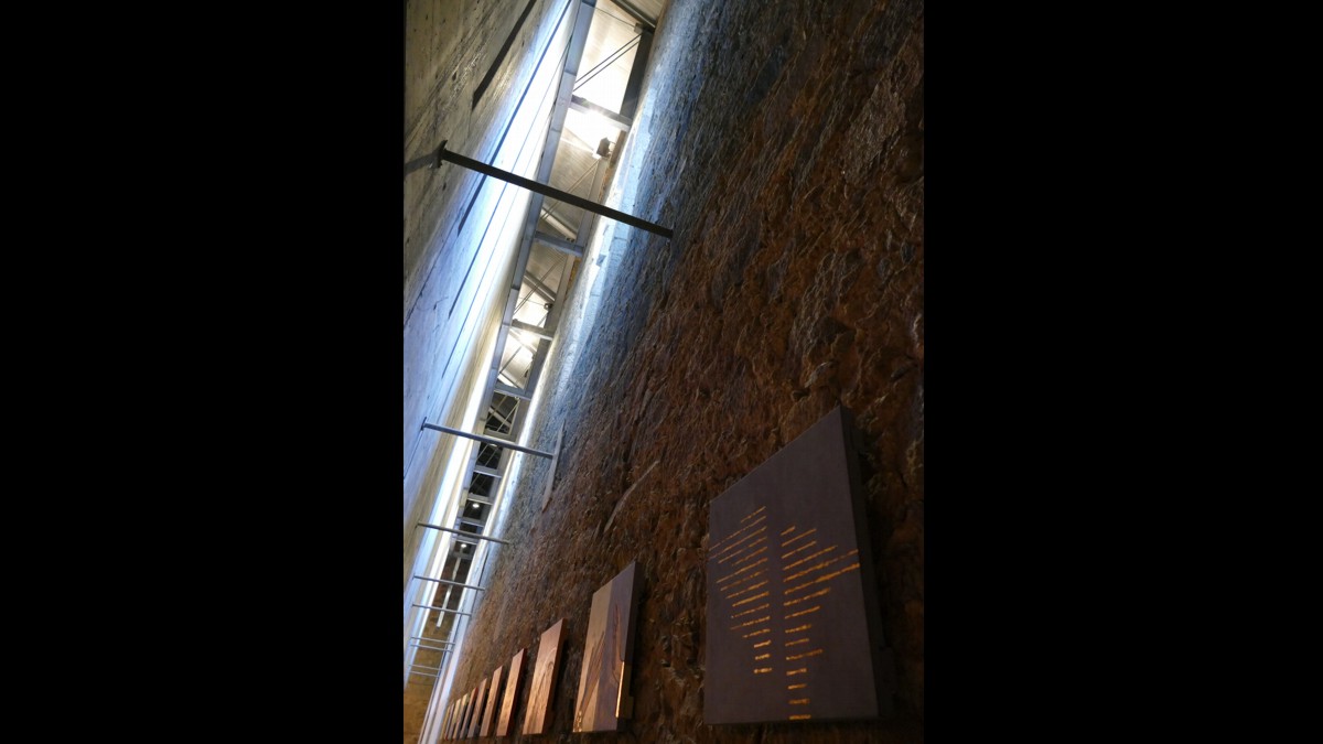 18a