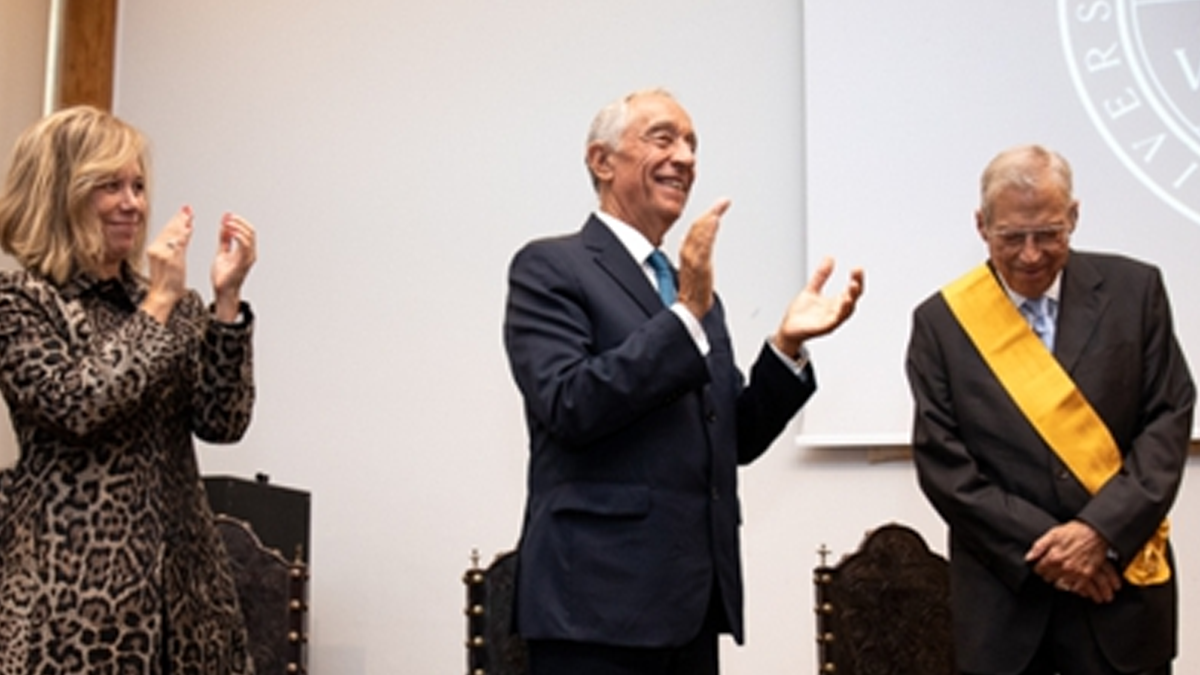 Presidente da República condecora Walter Osswald e agradece-lhe «o que não tem preço mas tem nome»