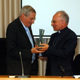 Instituto de Bioética da Universidade Católica assinala 90 anos de Walter Osswald