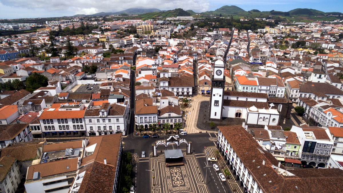 Pastoral da Cultura na periferia: Tradição, teatro, música, poesia, meditação e karaté